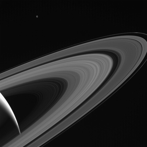 An image of the planet Saturn's rings.